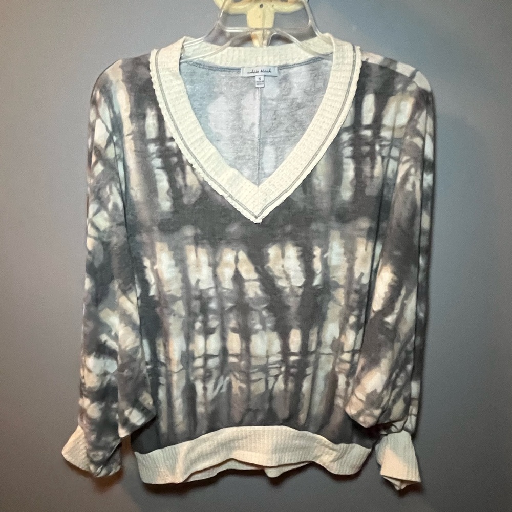 white birch Gray and Cream Tie-Dye V-Neck Sweater